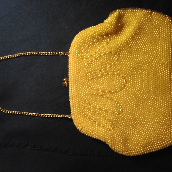 Japanese Faux Pearl Beaded Pinkish Beige Satin Lined Snap Clutch Evening Purse - Picture 11 of 17